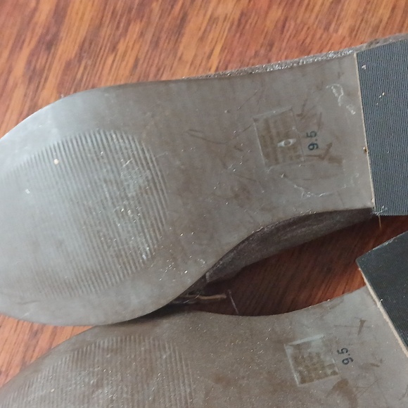 Metallic leather loafers - Picture 9 of 10